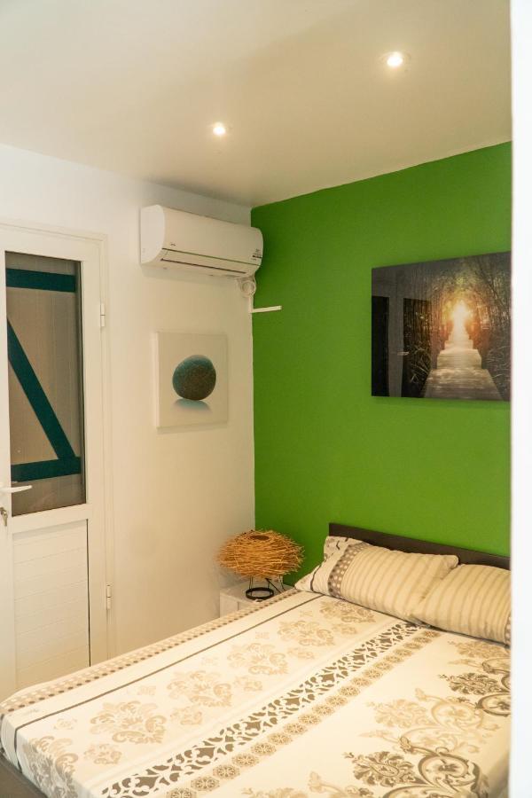 Joli Appartement Avec Vue Au Moule 르 물레 외부 사진